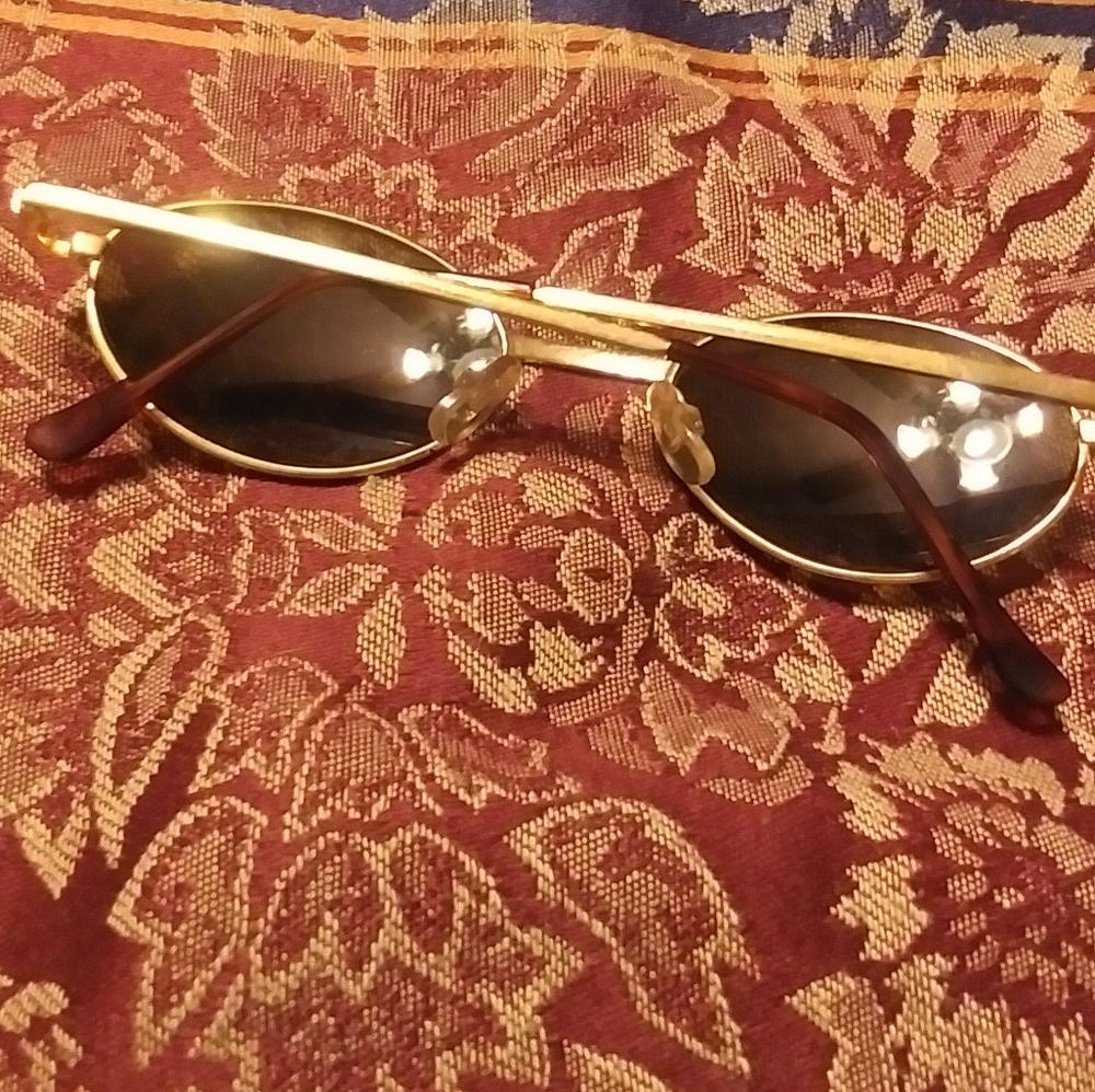 SUN GLASSES - Picture 4 of 5